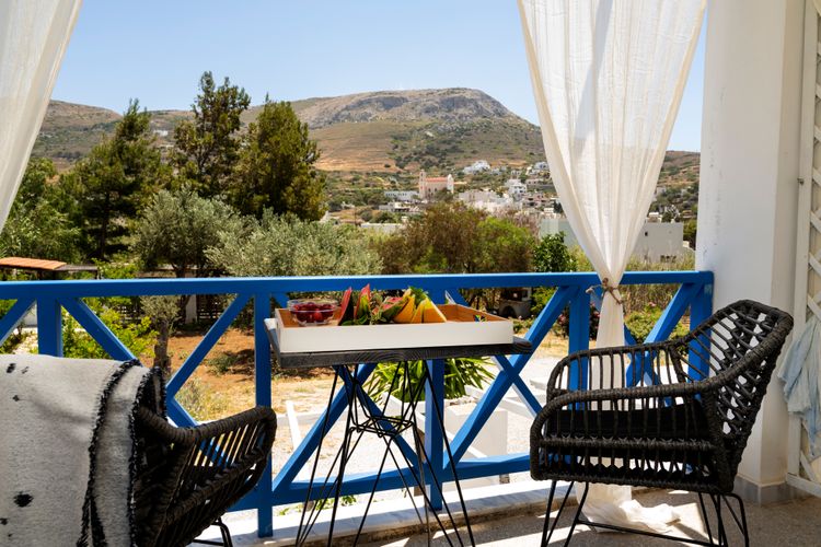 Deluxe Double or Twin Room with Balcony image 1